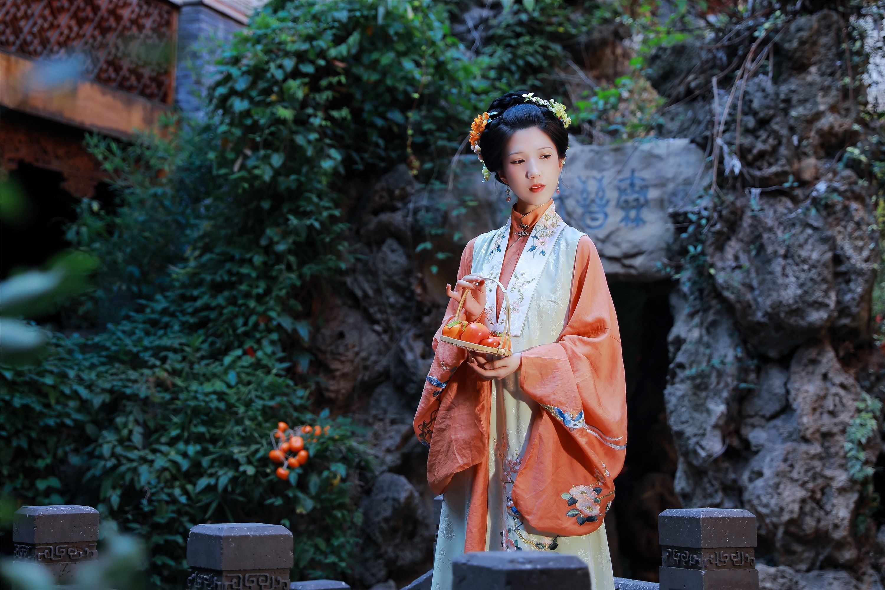 YITUYU艺图语 2025.01.01 如梦令 别秋月